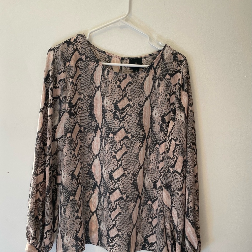 Women blouse snake skin print
